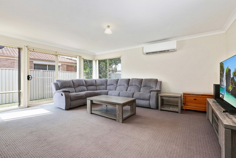 Photo - 17 Felix Avenue, Horsley NSW 2530 - Image 3