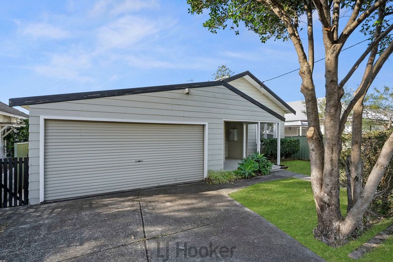 Photo - 17 Fellowes Street, Merewether NSW 2291 - Image 1