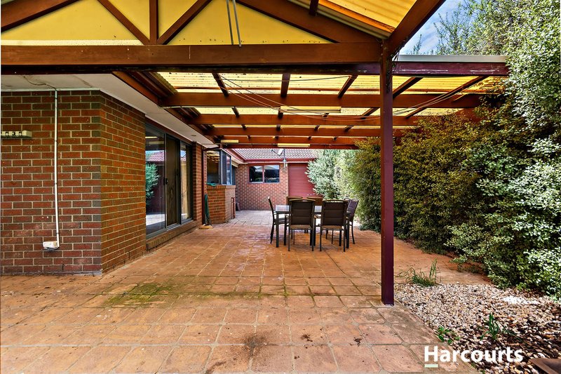 Photo - 17 Ferncroft Court, Berwick VIC 3806 - Image 9