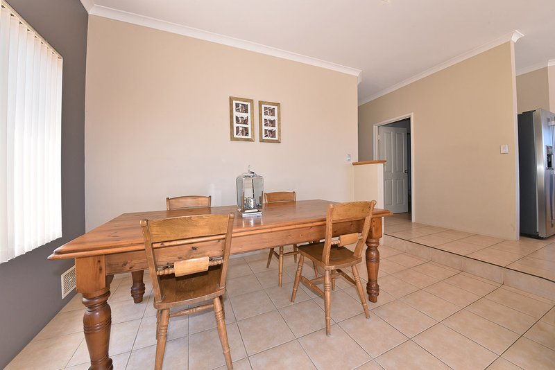 Photo - 17 Ferndale Corner, Mindarie WA 6030 - Image 5