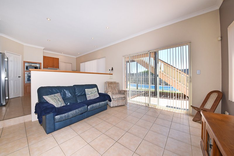 Photo - 17 Ferndale Corner, Mindarie WA 6030 - Image 6