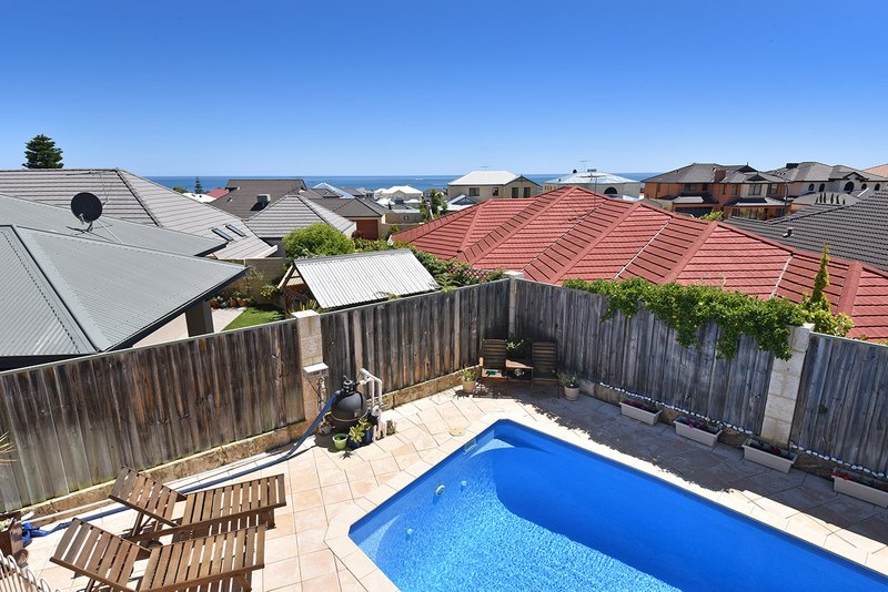 Photo - 17 Ferndale Corner, Mindarie WA 6030 - Image 25