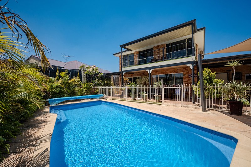 Photo - 17 Ferndale Corner, Mindarie WA 6030 - Image 1