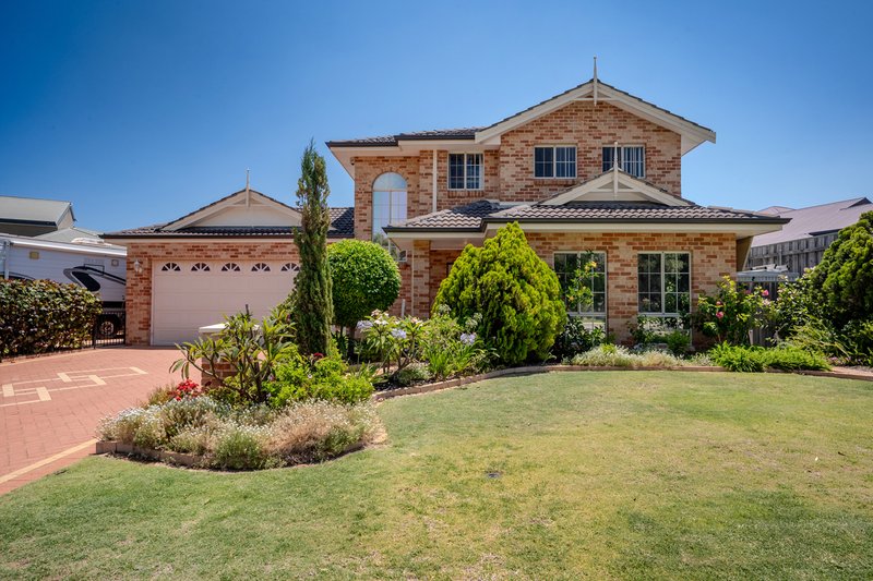 Photo - 17 Ferndale Corner, Mindarie WA 6030 - Image 2