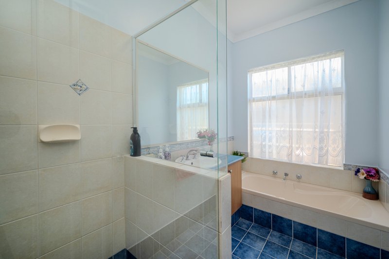 Photo - 17 Ferndale Corner, Mindarie WA 6030 - Image 5