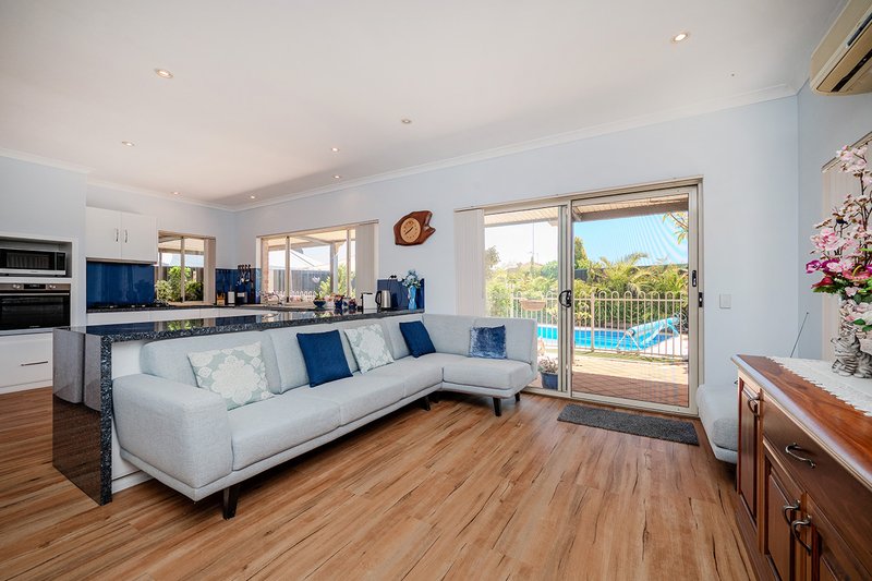 Photo - 17 Ferndale Corner, Mindarie WA 6030 - Image 10