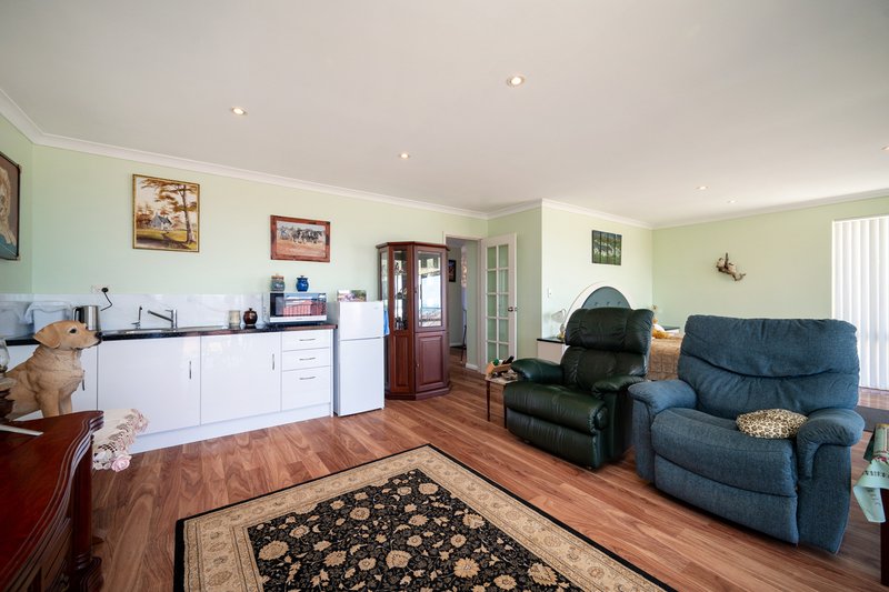 Photo - 17 Ferndale Corner, Mindarie WA 6030 - Image 20