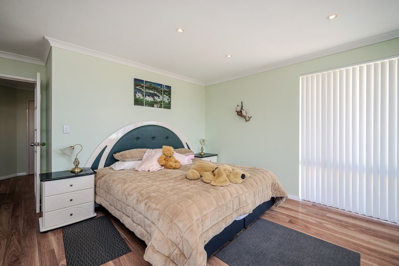 Photo - 17 Ferndale Corner, Mindarie WA 6030 - Image 21