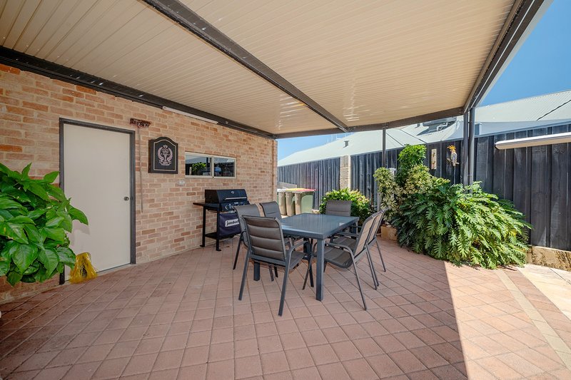 Photo - 17 Ferndale Corner, Mindarie WA 6030 - Image 25