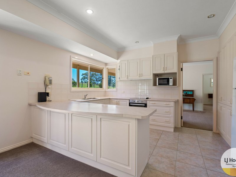 Photo - 17 Figtree Drive, Diamond Beach NSW 2430 - Image 4