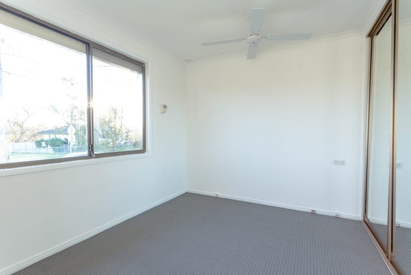 Photo - 17 Finisterre Avenue, Whalan NSW 2770 - Image 5