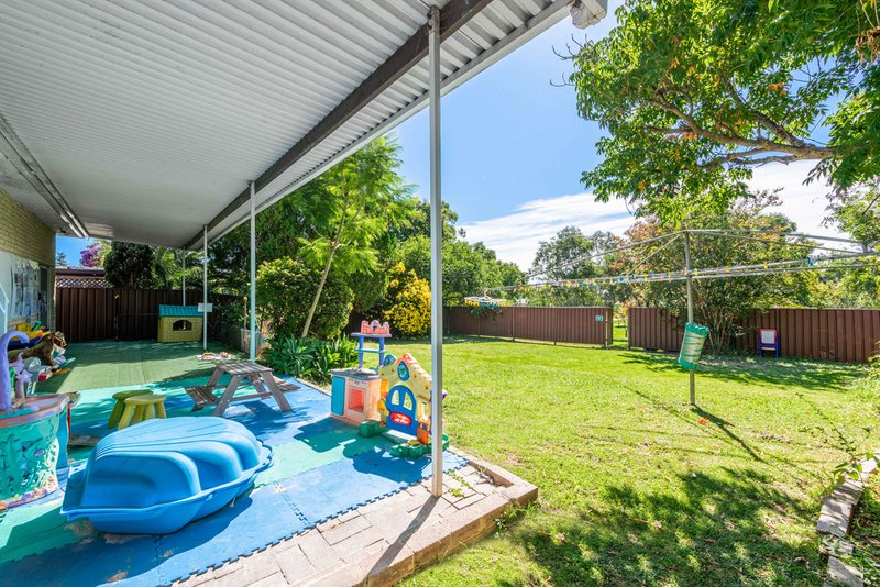 Photo - 17 Fiona Avenue, Castle Hill NSW 2154 - Image 10