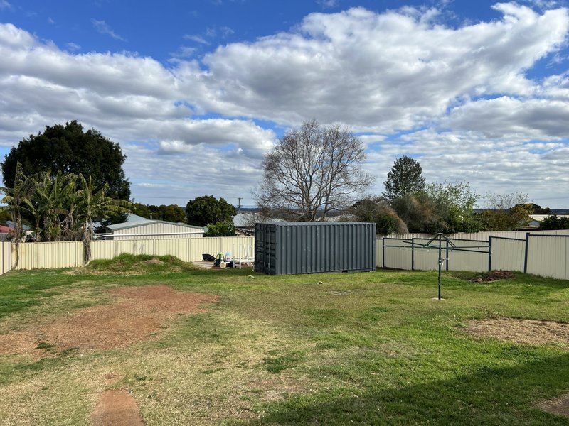 Photo - 17 Fitzroy Street, Kingaroy QLD 4610 - Image 13