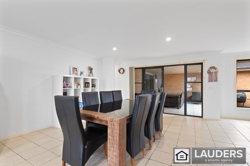 Photo - 17 Flagtail Avenue, Old Bar NSW 2430 - Image 4