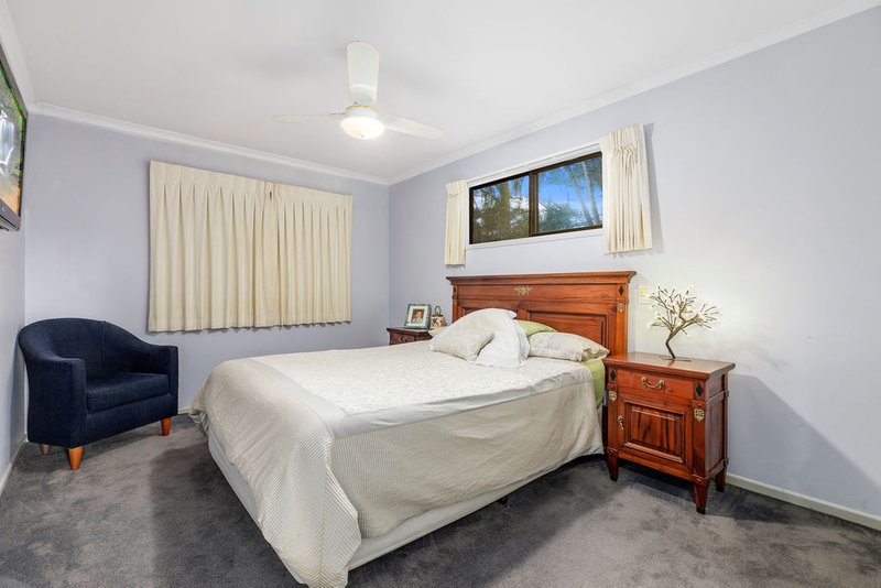 Photo - 17 Foedera Crescent, Tewantin QLD 4565 - Image 13