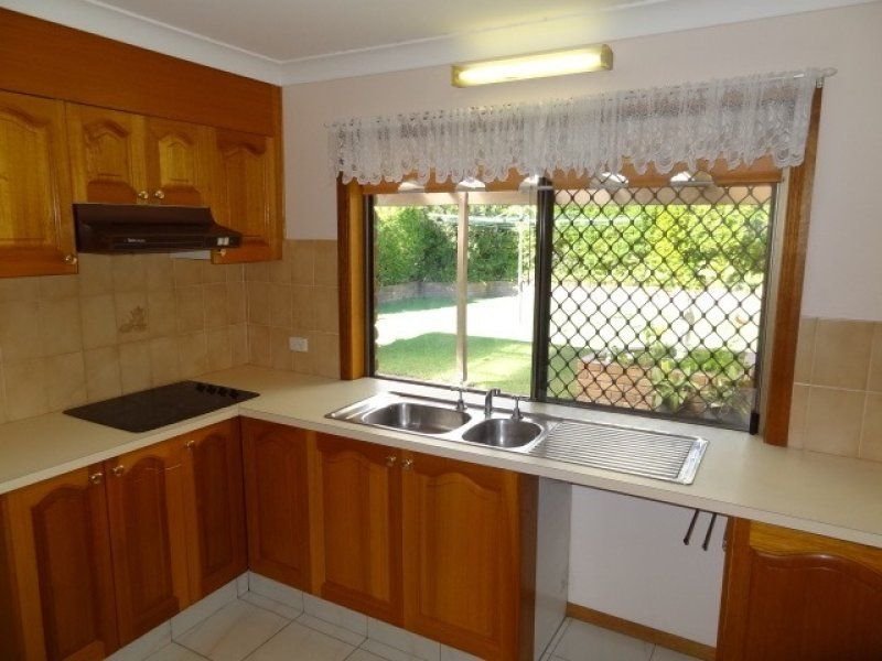 Photo - 17 Fooks Street, Carindale QLD 4152 - Image 7