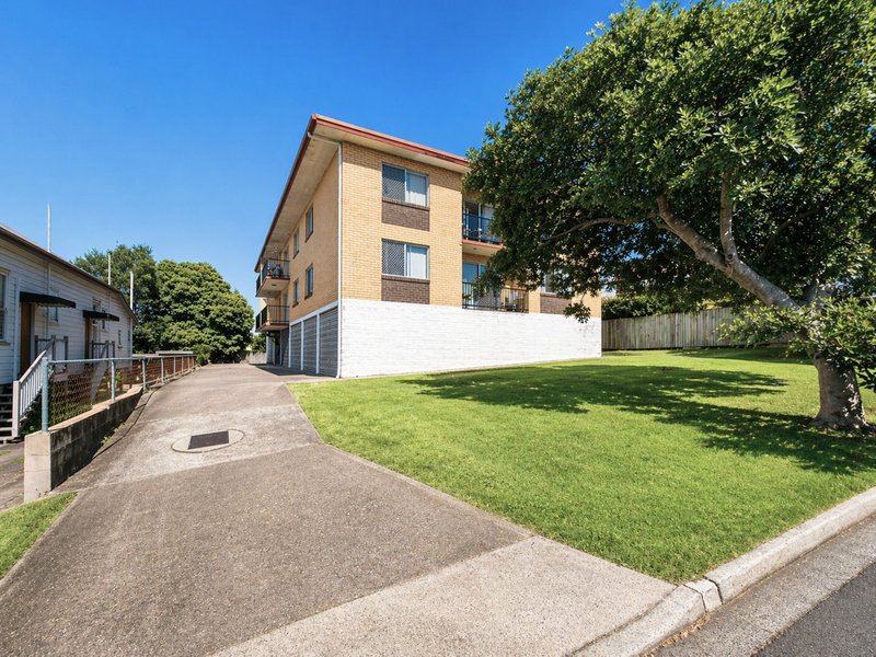 Photo - 1/7 Fosbery Street, Windsor QLD 4030 - Image 1