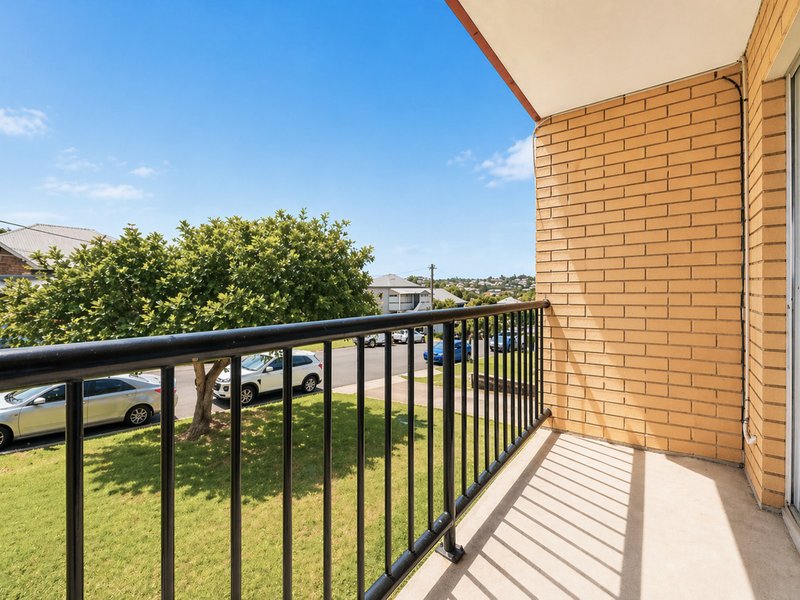 Photo - 1/7 Fosbery Street, Windsor QLD 4030 - Image 3