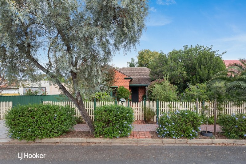 Photo - 17 Fourth Avenue, St Morris SA 5068 - Image 2