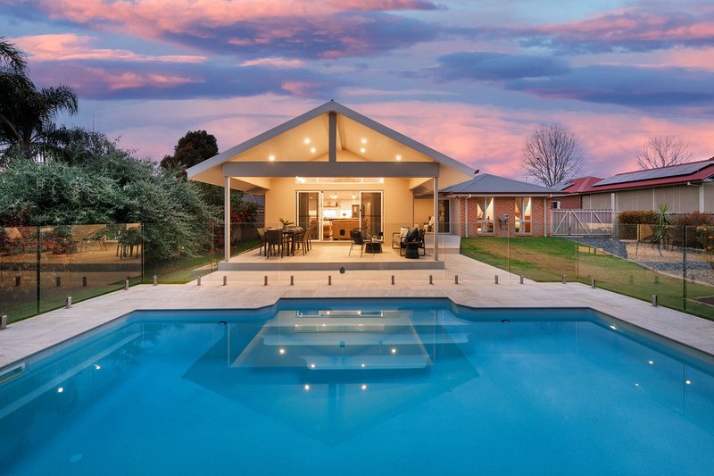 Photo - 17 Foxglove Terrace, Baranduda VIC 3691 - Image 1