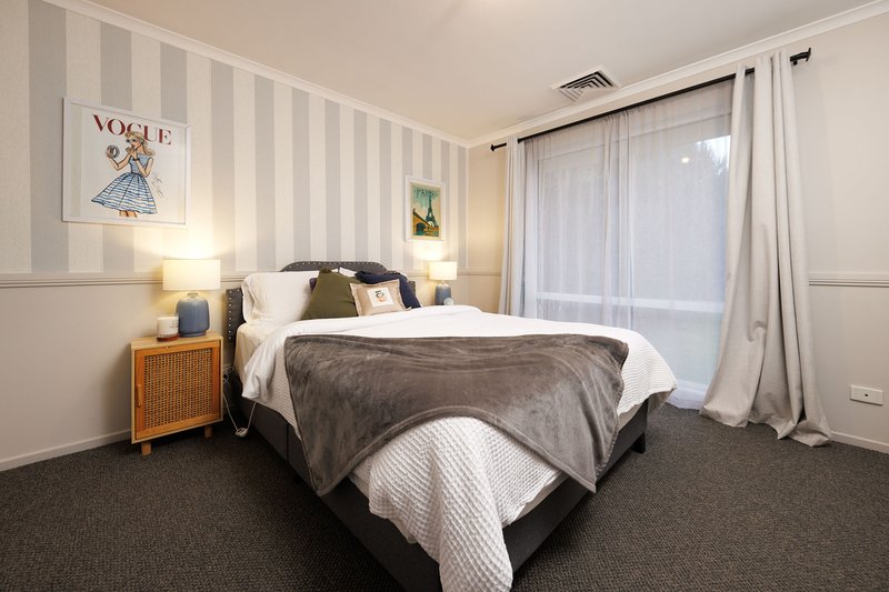 Photo - 17 Foxglove Terrace, Baranduda VIC 3691 - Image 11