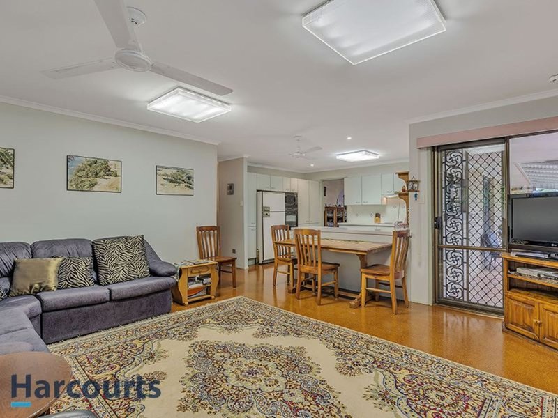 Photo - 17 Foxhill Street, Aspley QLD 4034 - Image 4