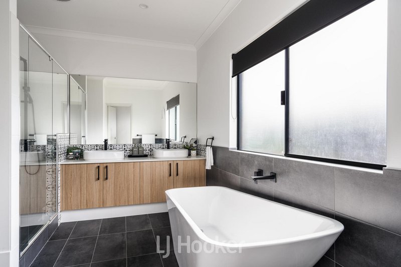 Photo - 17 Furphy Place, West Busselton WA 6280 - Image 13