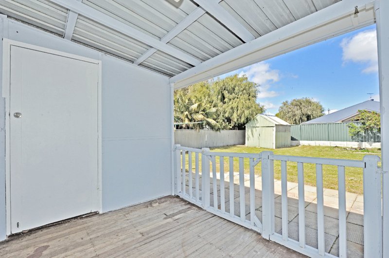 Photo - 17 Gamble Street, Warnbro WA 6169 - Image 14