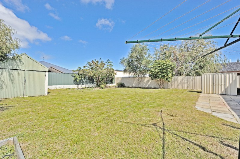 Photo - 17 Gamble Street, Warnbro WA 6169 - Image 17