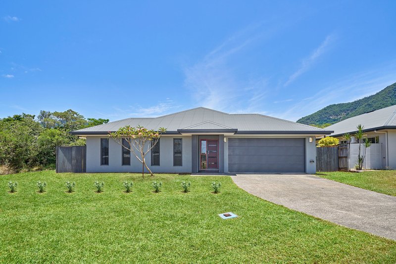 17 Genesta Circuit, Redlynch QLD 4870