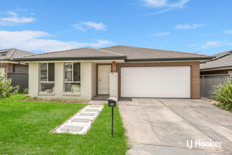 17 Gentry Street, Grantham Farm NSW 2765