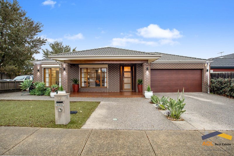 17 George Street, Taylors Hill VIC 3037