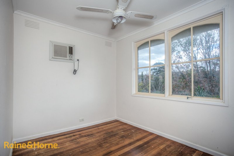 Photo - 17 Gilchrist Crescent, Sunbury VIC 3429 - Image 10