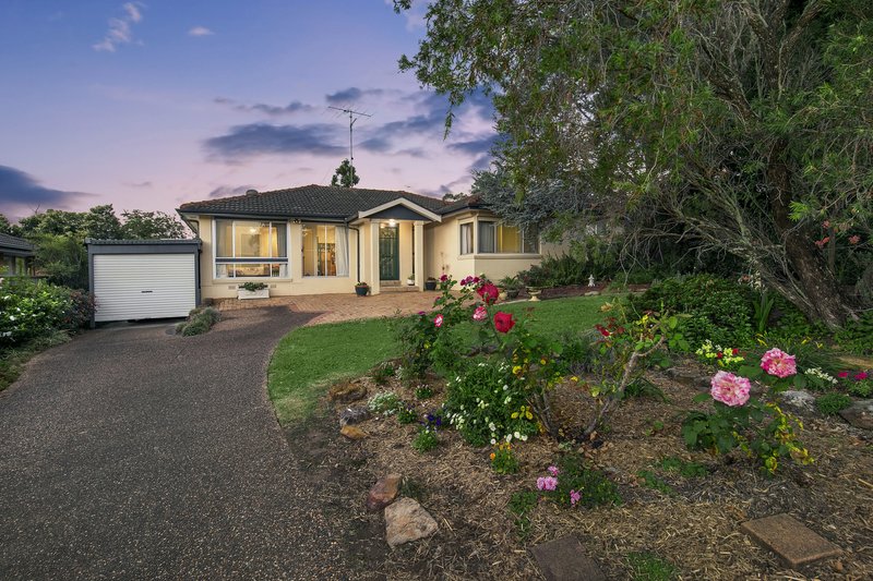 Photo - 17 Gilham Street, Castle Hill NSW 2154 - Image 2