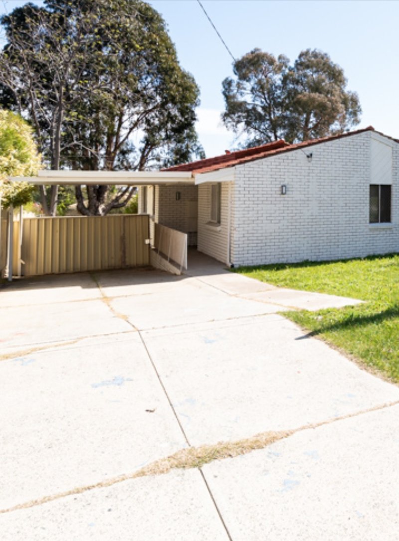 17 Girrawheen Avenue, Girrawheen WA 6064