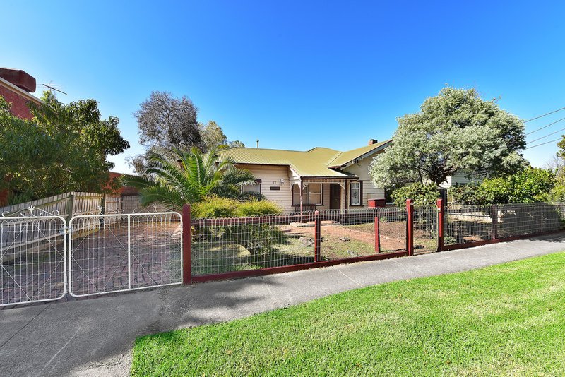 17 Gladstone Street, Coburg VIC 3058