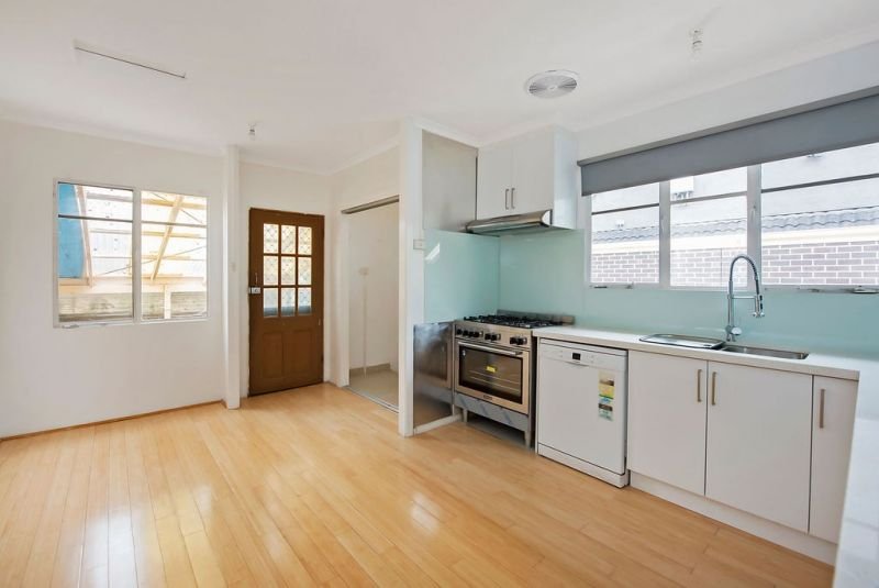 Photo - 1/7 Glover Street, Heidelberg Heights VIC 3081 - Image 4