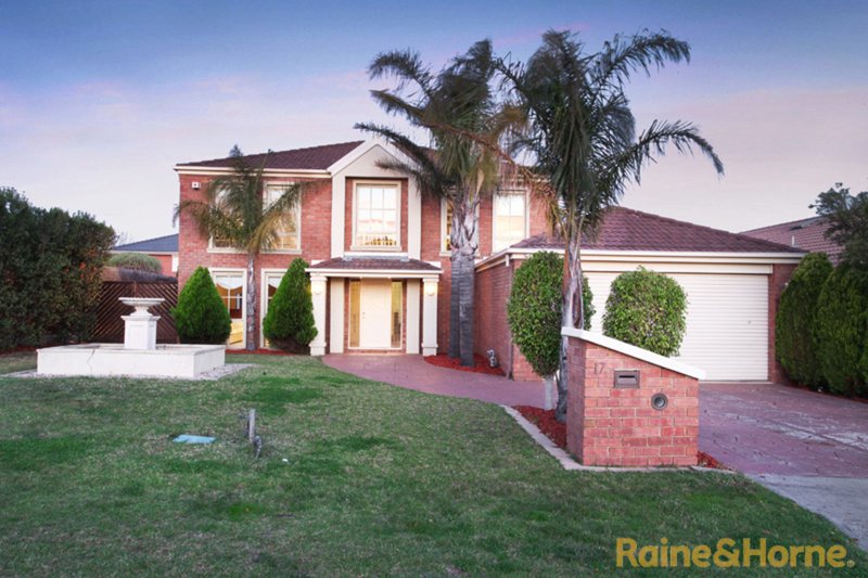 17 Golden Way, Hillside VIC 3037