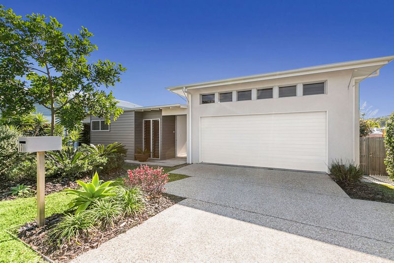 Photo - 17 Goldfinch Close, Peregian Springs QLD 4573 - Image 6