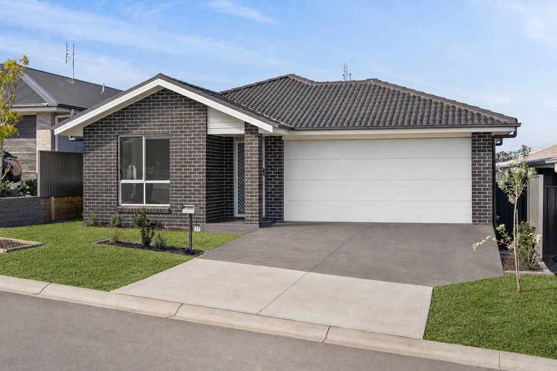 Photo - 17 Goldsmith Street, Woongarrah NSW 2259 - Image 1
