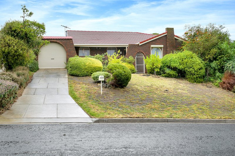 17 Gollop Crescent, Redwood Park SA 5097