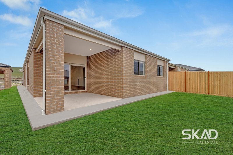 Photo - 17 Goshawk Street, Beveridge VIC 3753 - Image 14