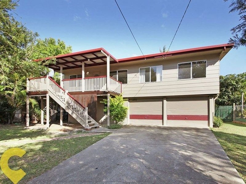 Photo - 17 Grace St , Scarborough QLD 4020 - Image