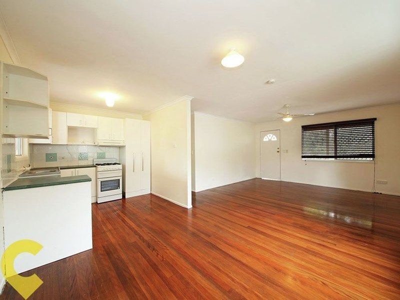 Photo - 17 Grace St , Scarborough QLD 4020 - Image 2