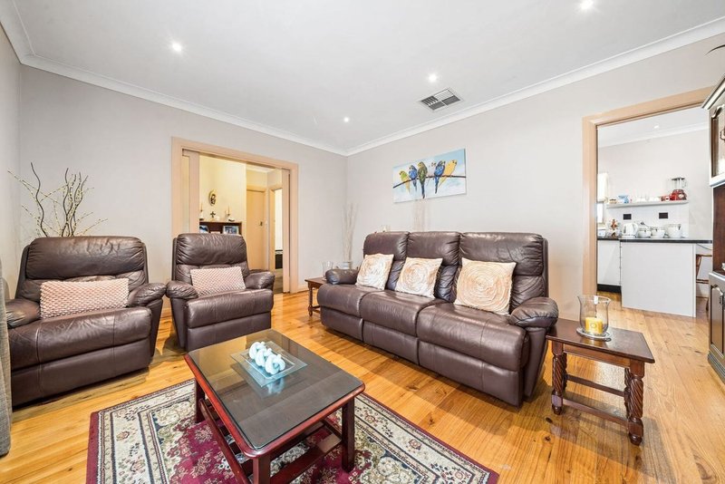 Photo - 17 Graham Avenue, Hackham SA 5163 - Image 3
