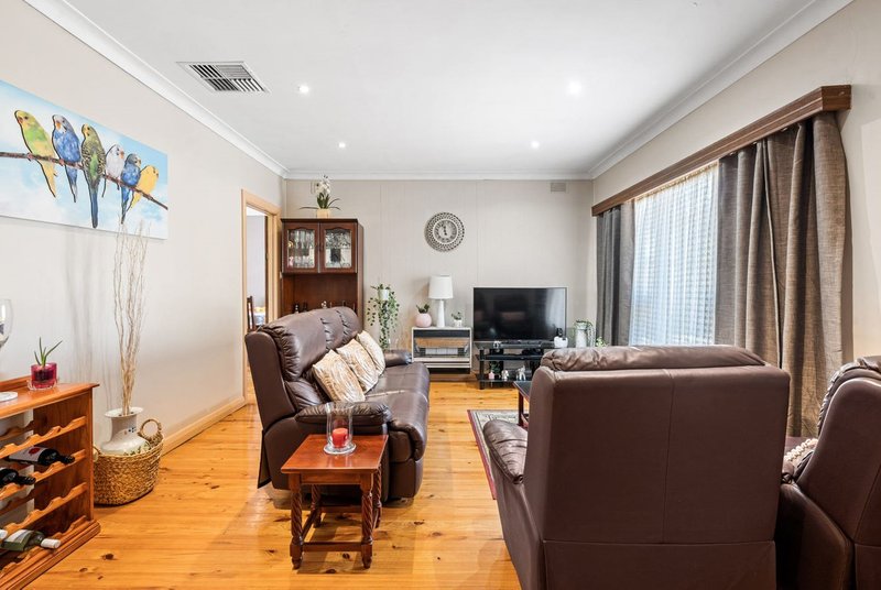 Photo - 17 Graham Avenue, Hackham SA 5163 - Image 6