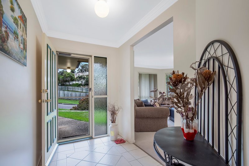 Photo - 17 Granada Drive, Eatons Hill QLD 4037 - Image 2