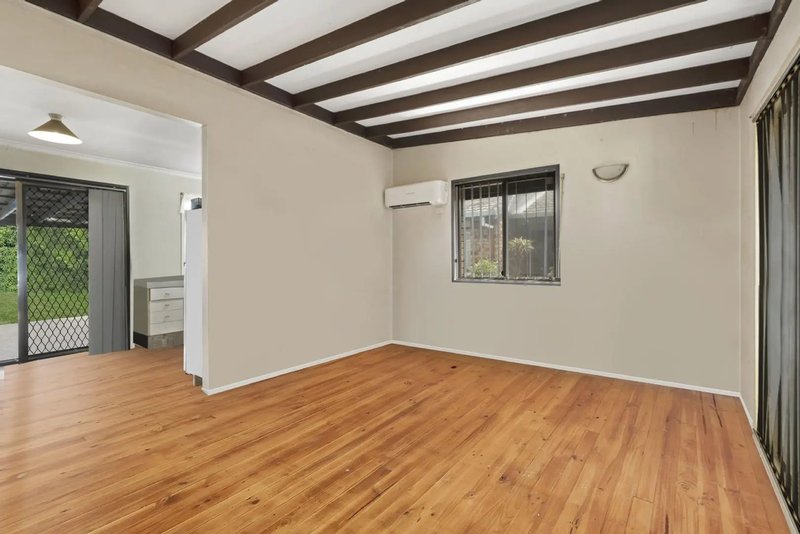Photo - 17 Granville Street, Bray Park QLD 4500 - Image 5