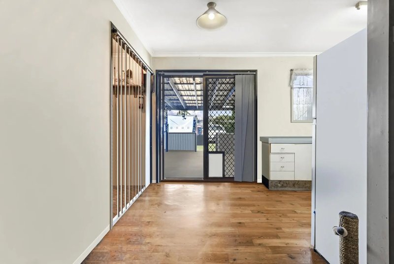 Photo - 17 Granville Street, Bray Park QLD 4500 - Image 6