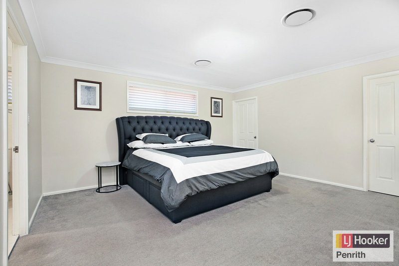 Photo - 17 Grazier Crescent, Werrington Downs NSW 2747 - Image 5